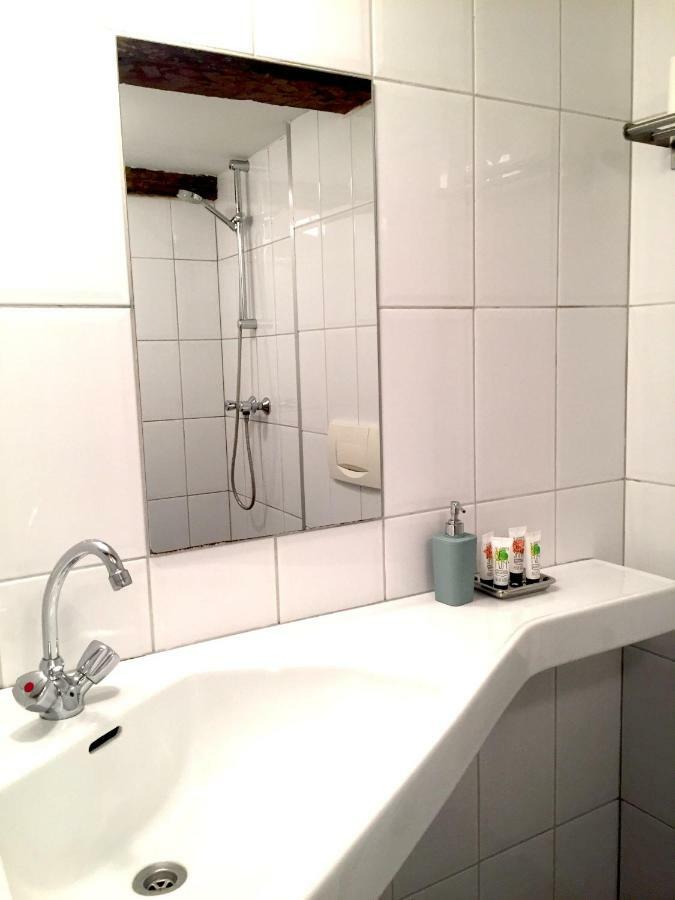 Inn Old Amsterdam B&B ภายนอก รูปภาพ